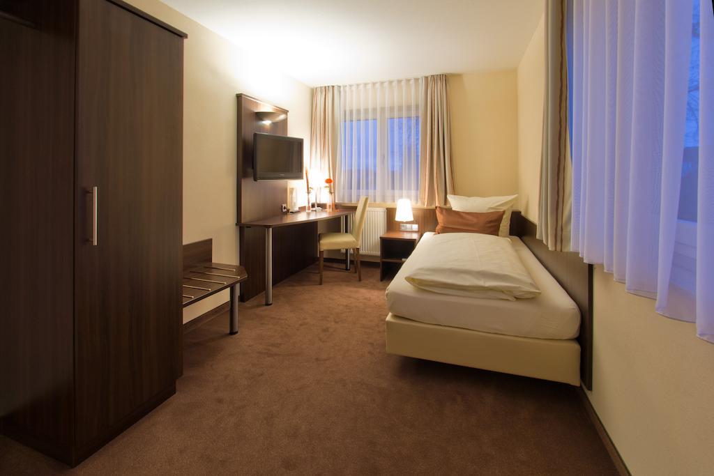 Hotel - Restaurant Sonneneck Dornstetten Zewnętrze zdjęcie