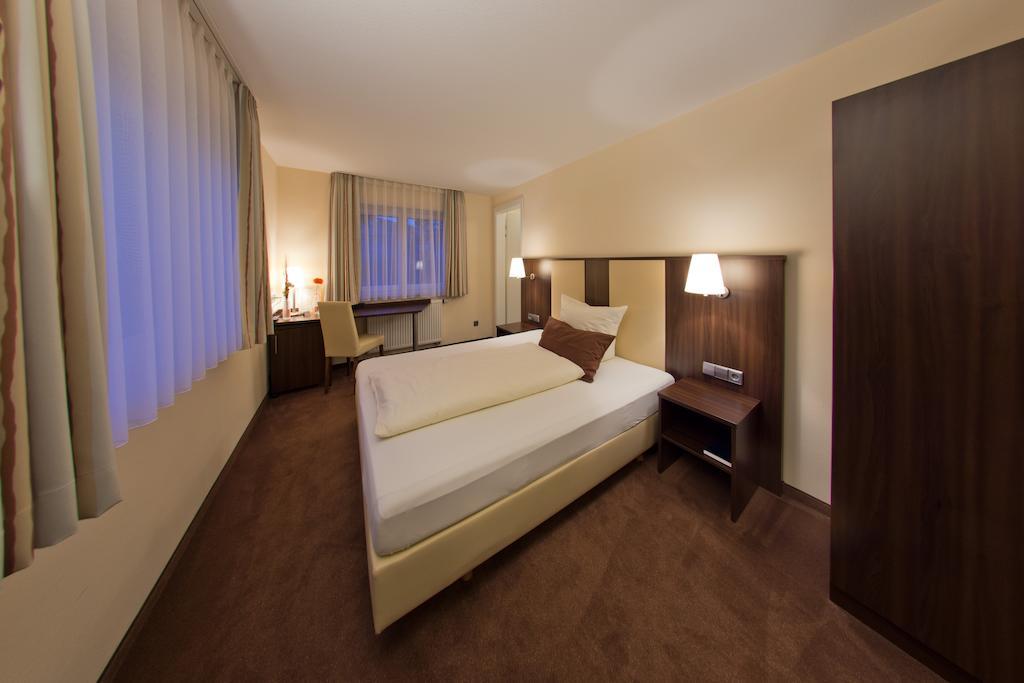 Hotel - Restaurant Sonneneck Dornstetten Pokój zdjęcie
