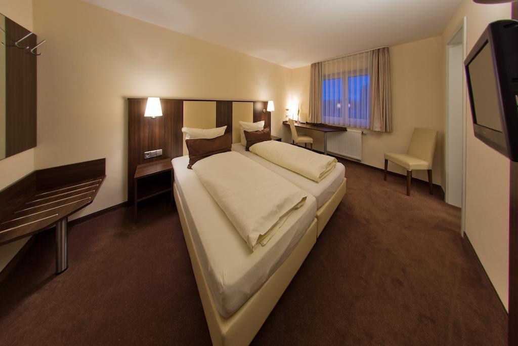 Hotel - Restaurant Sonneneck Dornstetten Pokój zdjęcie